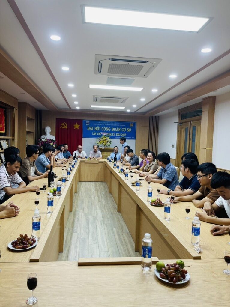 Buổi gặp mặt diễn ra thân mật